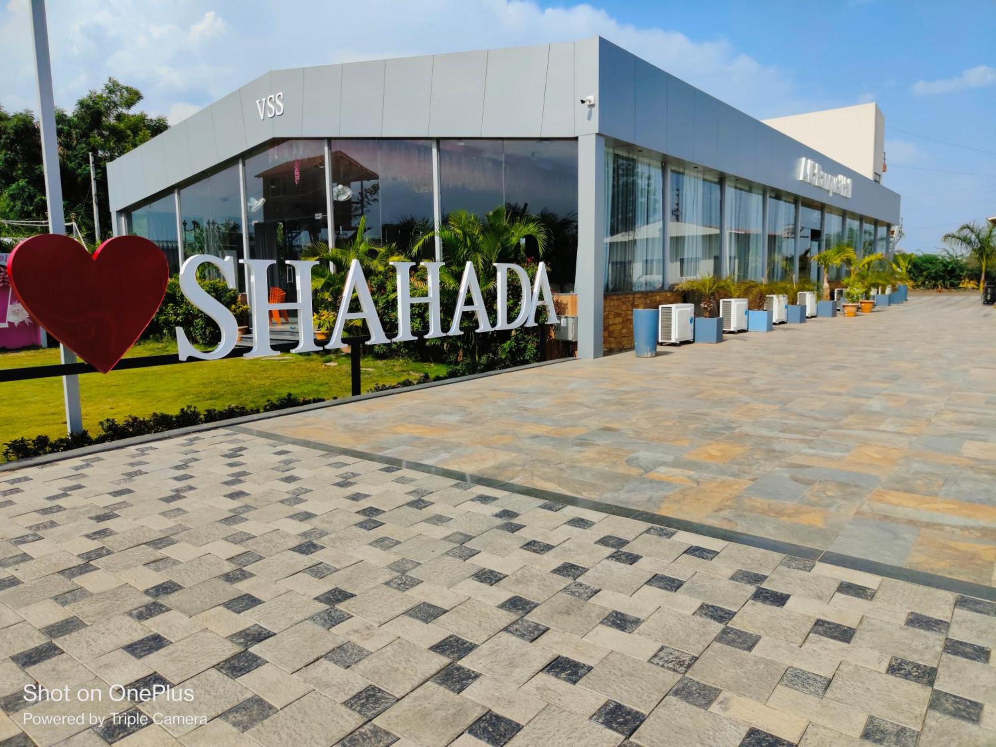 Vss Lawns & Resorts Llp Shahada Exteriér fotografie
